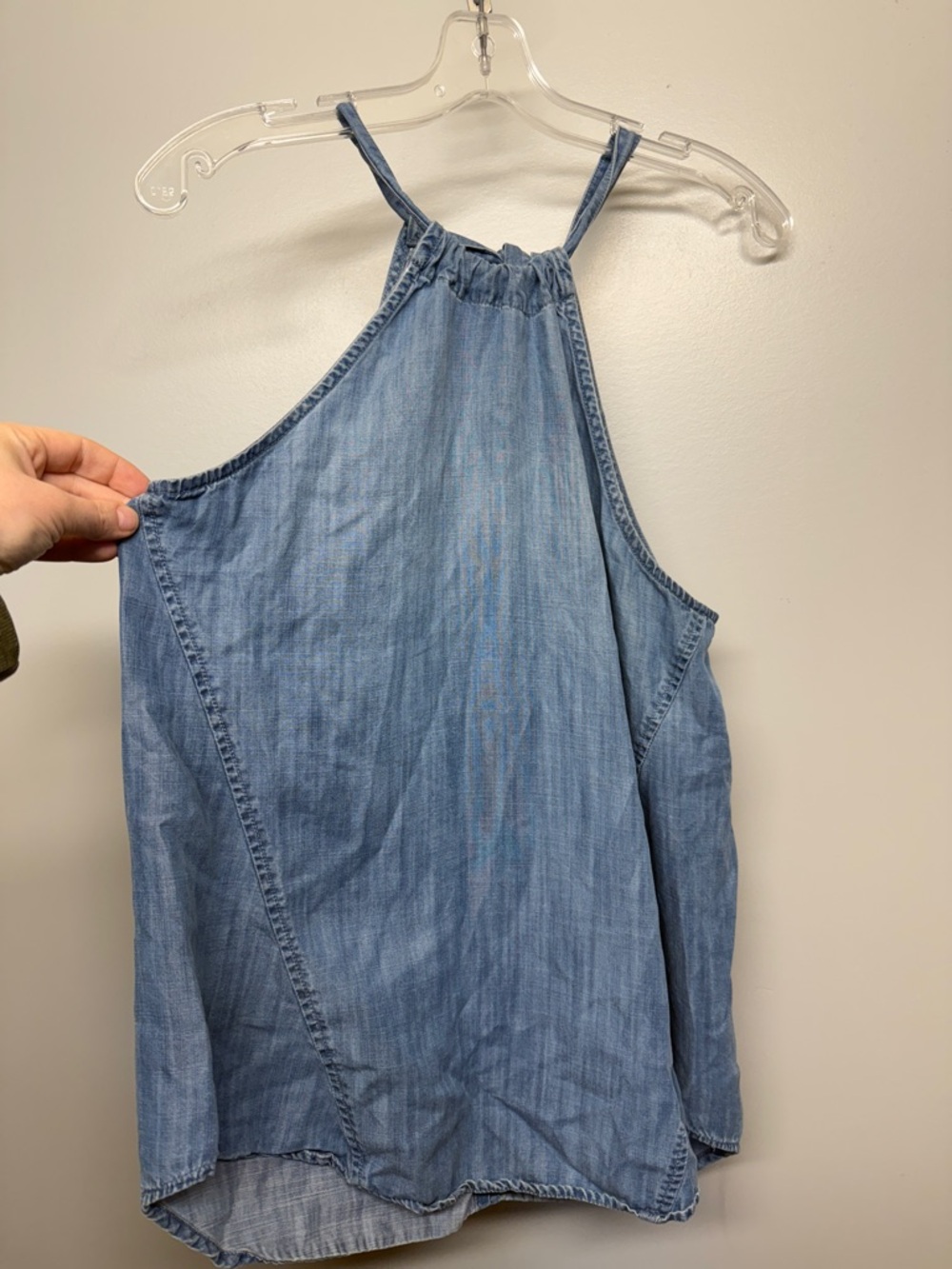Anthropologie Cloth & Stone Light Wash Chambray Button-Front Blouse